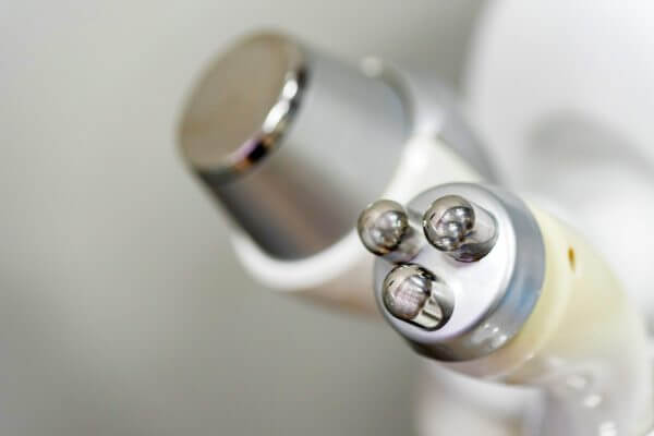 Close Up Radio Frequency Lifting Massage Device