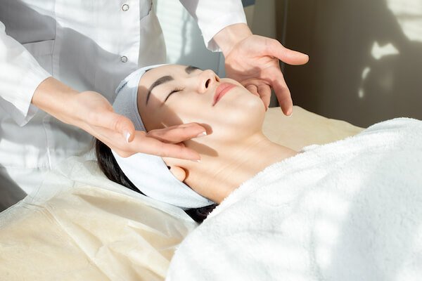 Ways To Get Rid of Dark Spots Permanently